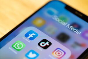 Redes sociais